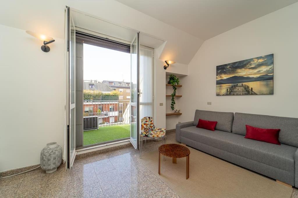 Apartment 5 Giornate Con Terrazzo E Garage Privato *
