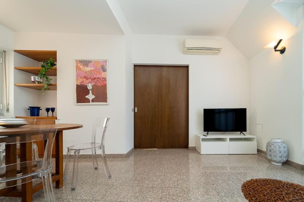 5 Giornate Con Terrazzo E Garage Privato Apartment Mailand